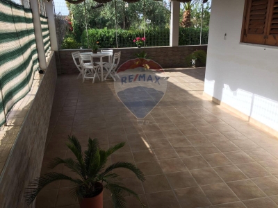 casa indipendente in vendita a Chiaramonte Gulfi