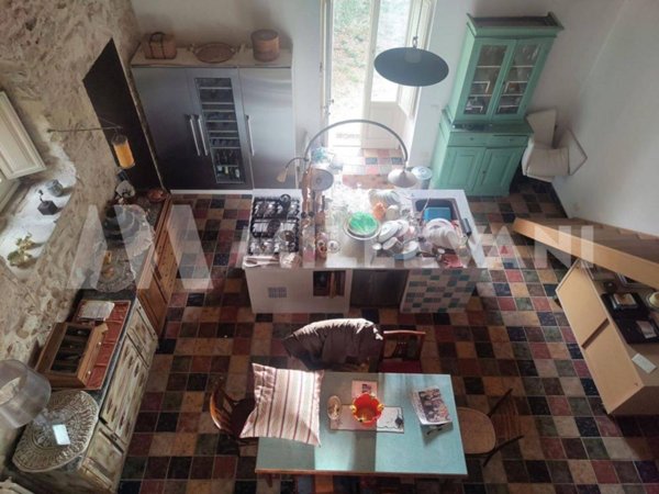 casa indipendente in vendita a Chiaramonte Gulfi