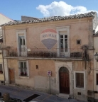 casa indipendente in vendita a Chiaramonte Gulfi
