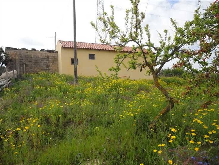 casa indipendente in vendita a Chiaramonte Gulfi