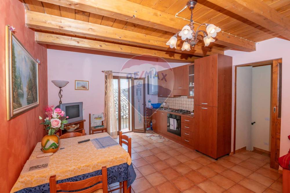 casa indipendente in vendita a Chiaramonte Gulfi