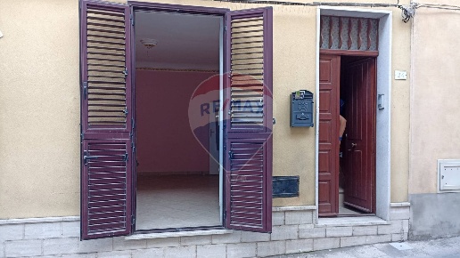 casa indipendente in vendita a Chiaramonte Gulfi
