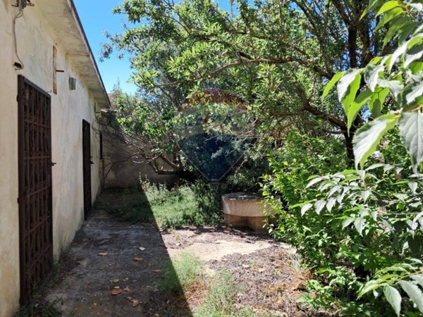 casa indipendente in vendita a Chiaramonte Gulfi