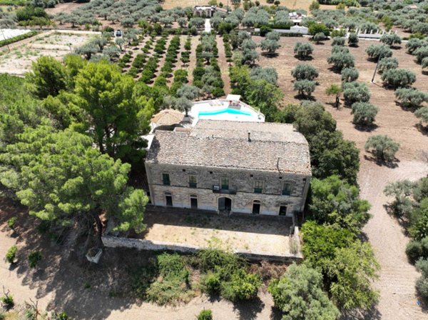 casa indipendente in vendita a Chiaramonte Gulfi