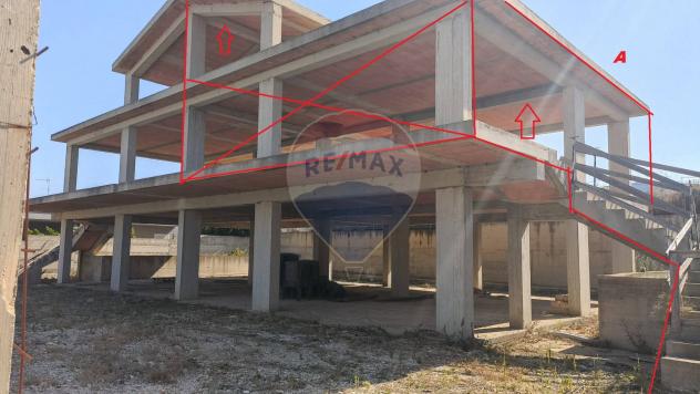 casa semindipendente in vendita a Chiaramonte Gulfi