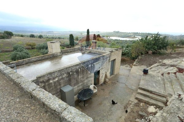 casale in vendita a Chiaramonte Gulfi