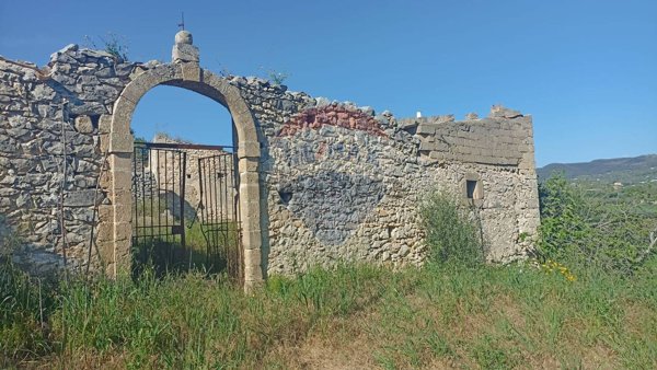 casale in vendita a Chiaramonte Gulfi