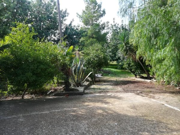 casa indipendente in vendita a Chiaramonte Gulfi