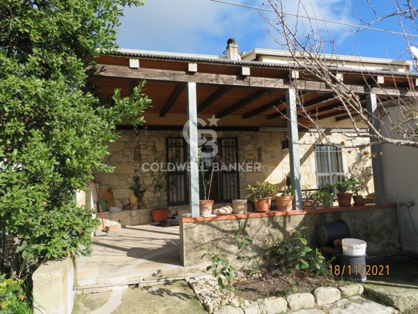 casa indipendente in vendita a Chiaramonte Gulfi