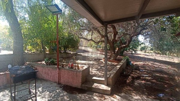 casa indipendente in vendita a Chiaramonte Gulfi