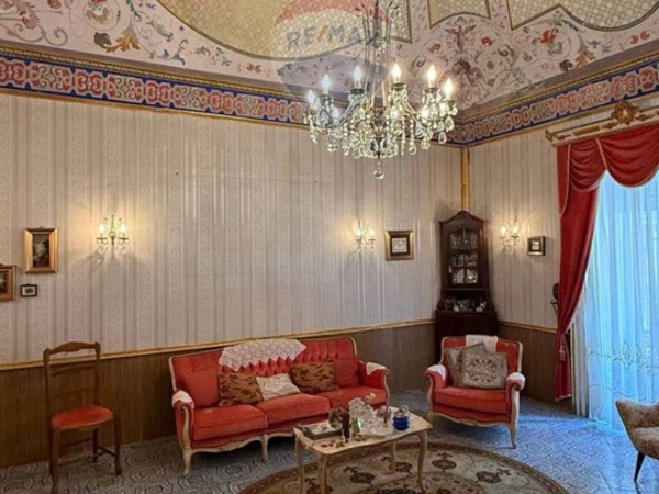 casa indipendente in vendita a Chiaramonte Gulfi