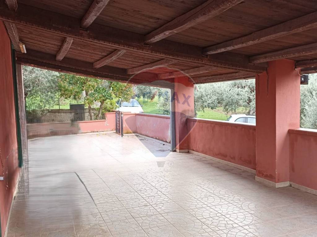 casa indipendente in vendita a Chiaramonte Gulfi