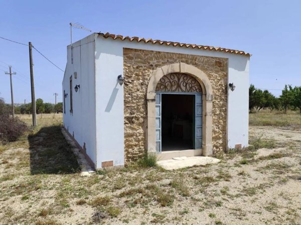 casa indipendente in vendita a Chiaramonte Gulfi in zona Piano dell'Acqua