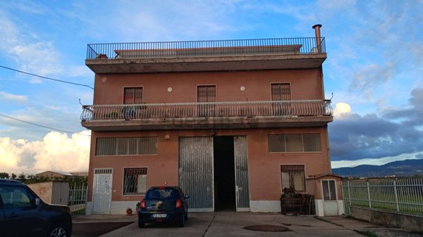 azienda agricola in vendita a Chiaramonte Gulfi