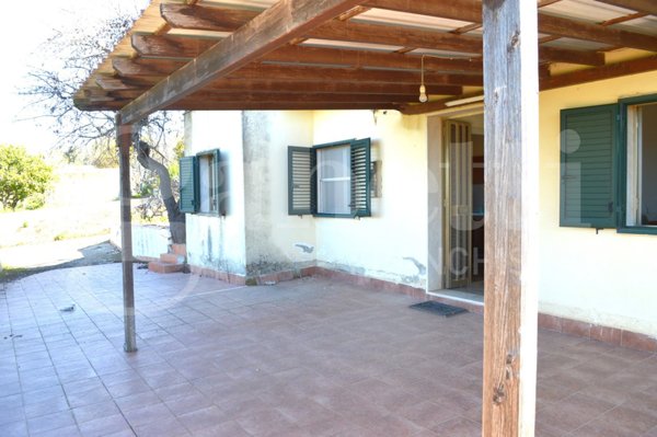 casa indipendente in vendita a Chiaramonte Gulfi