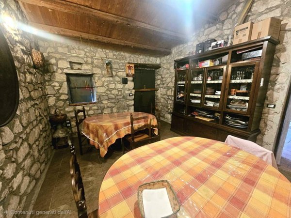casa indipendente in vendita a Chiaramonte Gulfi