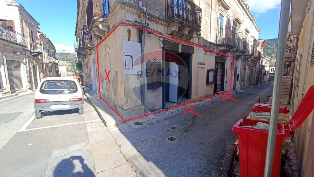 negozio in vendita a Chiaramonte Gulfi