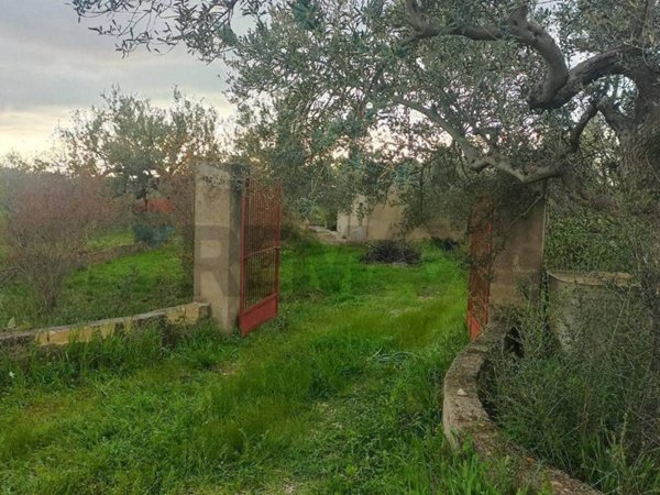 terreno edificabile in vendita a Chiaramonte Gulfi