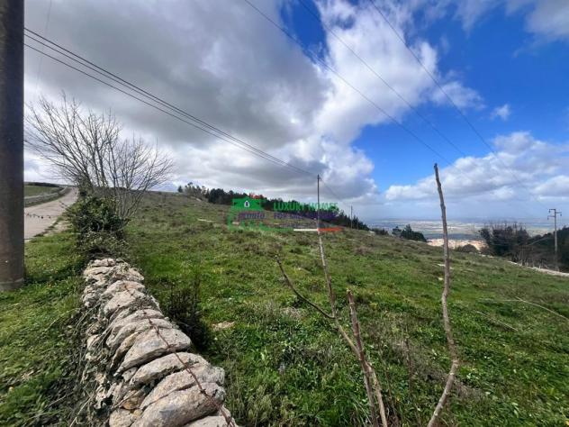 casa indipendente in vendita a Chiaramonte Gulfi