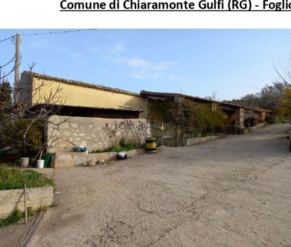 casa indipendente in vendita a Chiaramonte Gulfi