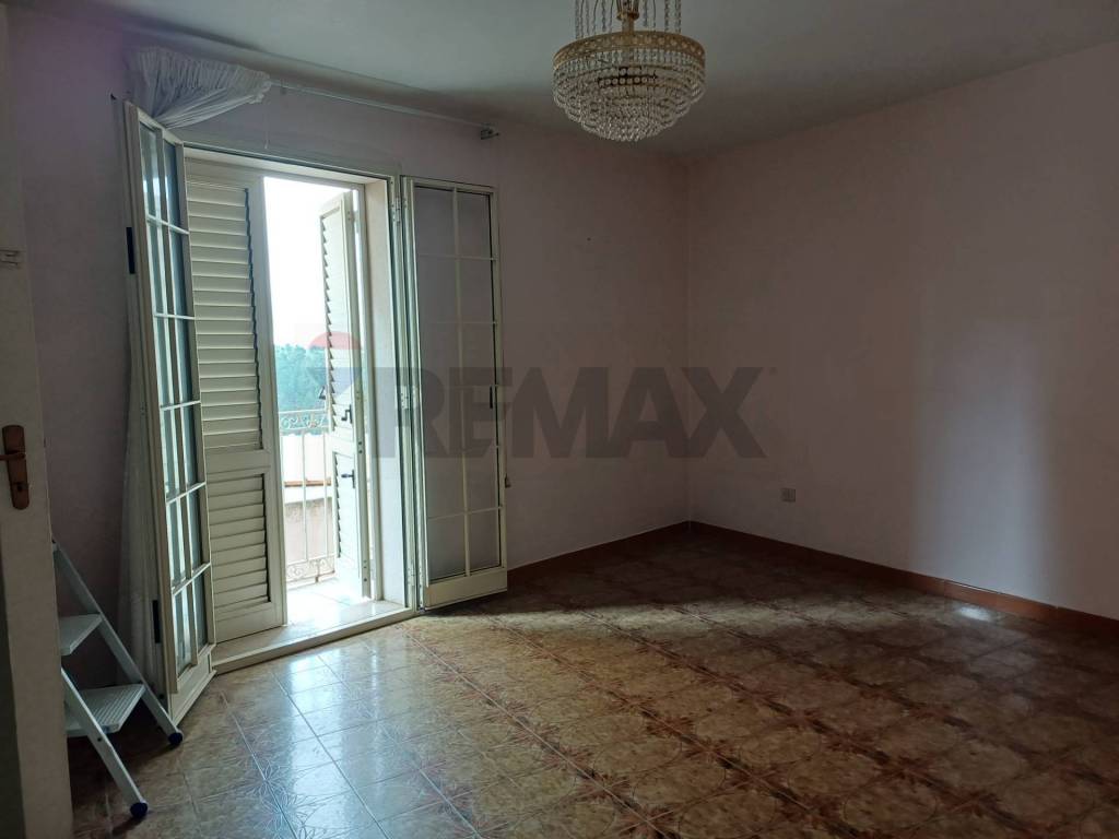casa indipendente in vendita a Chiaramonte Gulfi