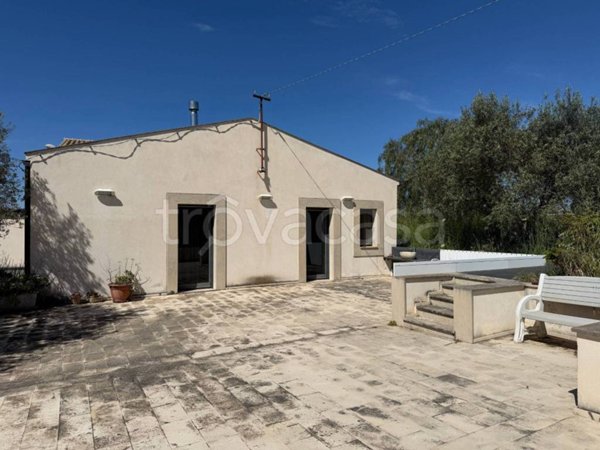 casa indipendente in vendita a Chiaramonte Gulfi in zona Piano dell'Acqua