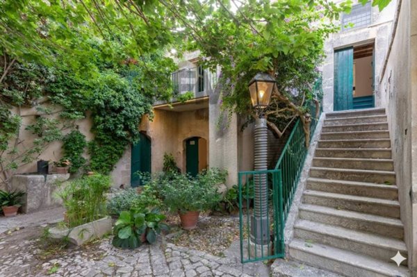 casa indipendente in vendita a Chiaramonte Gulfi in zona Piano dell'Acqua
