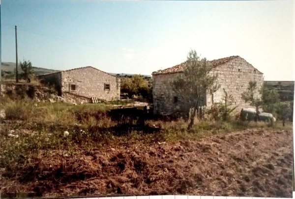 terreno in vendita a Chiaramonte Gulfi in zona Piano dell'Acqua