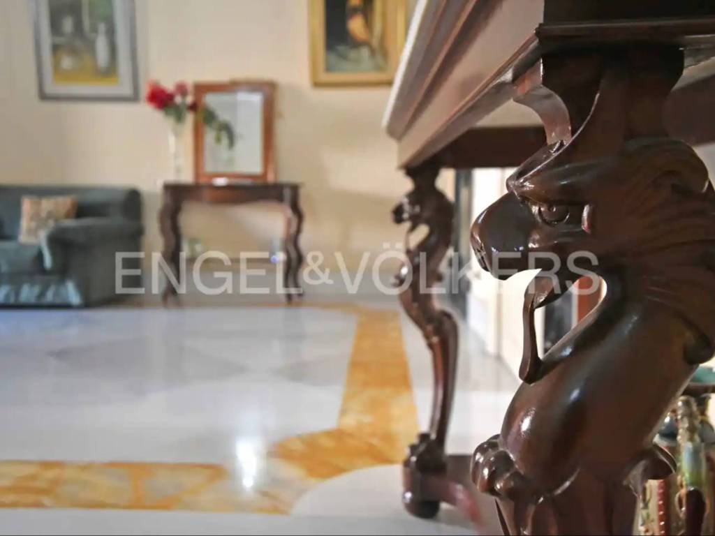 casa indipendente in vendita a Comiso in zona Centro Storico