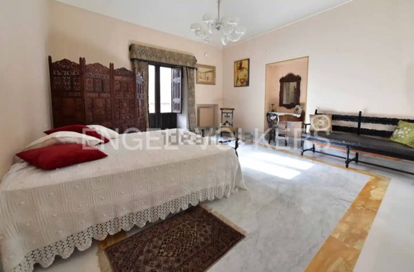 casa indipendente in vendita a Comiso in zona Centro Storico