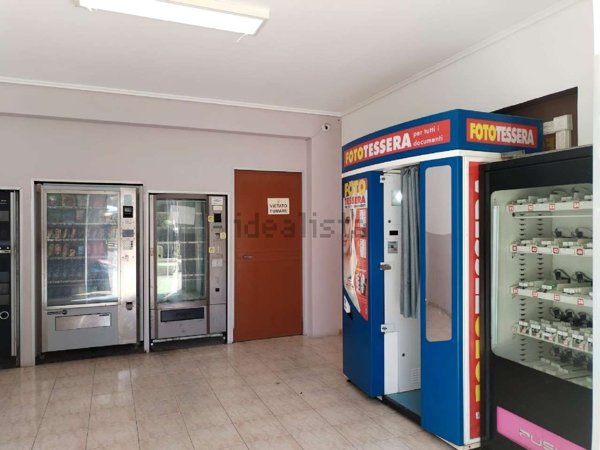 locale commerciale in vendita a Comiso in zona Centro Storico