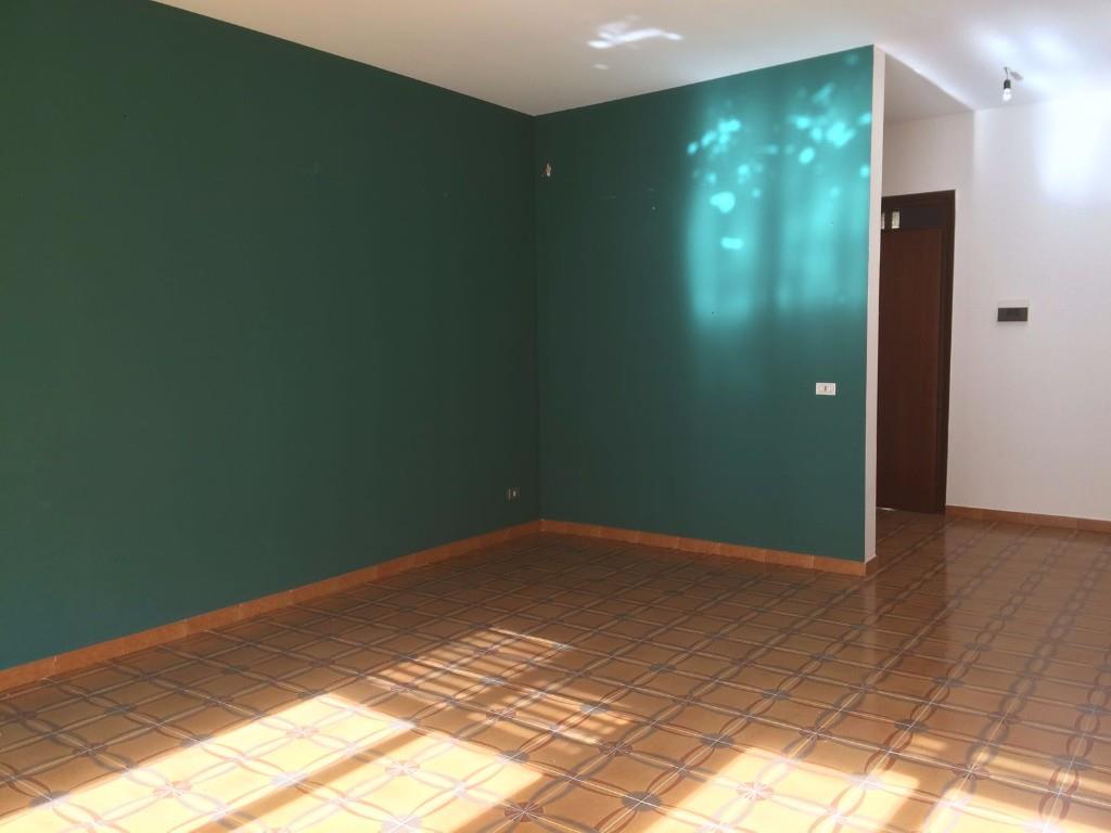 appartamento in vendita a Comiso in zona Centro Storico