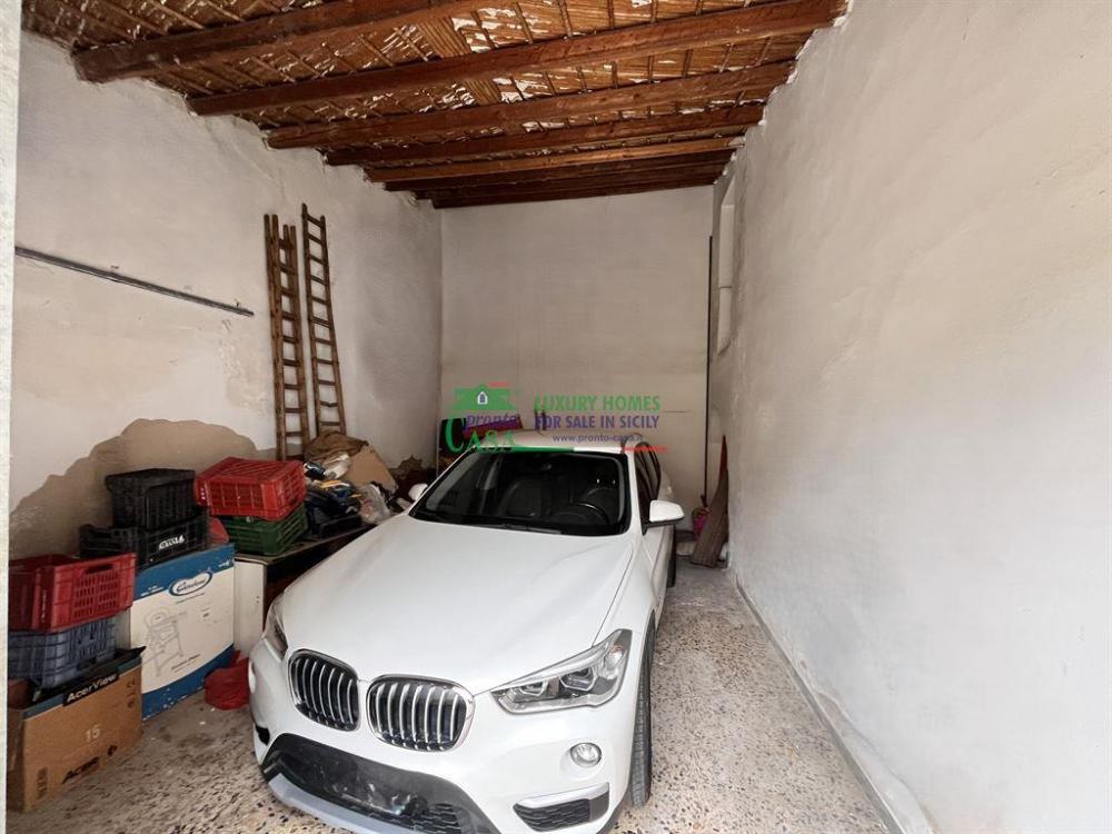 casa indipendente in vendita a Comiso