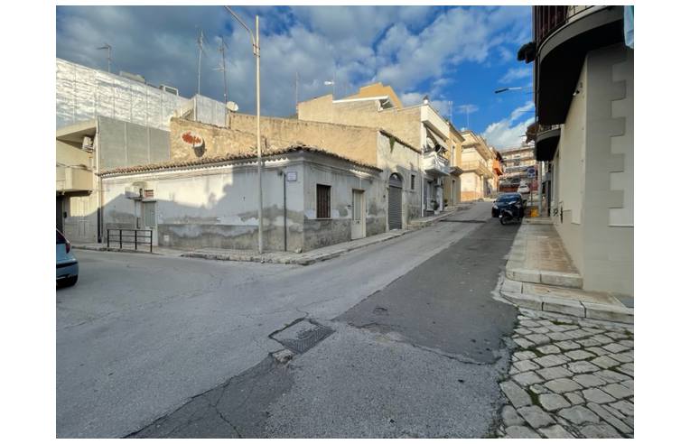 appartamento in vendita a Comiso in zona Centro Storico