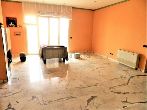 appartamento in vendita a Comiso in zona Centro Storico