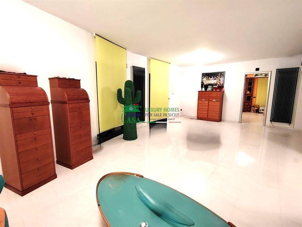 appartamento in vendita a Comiso