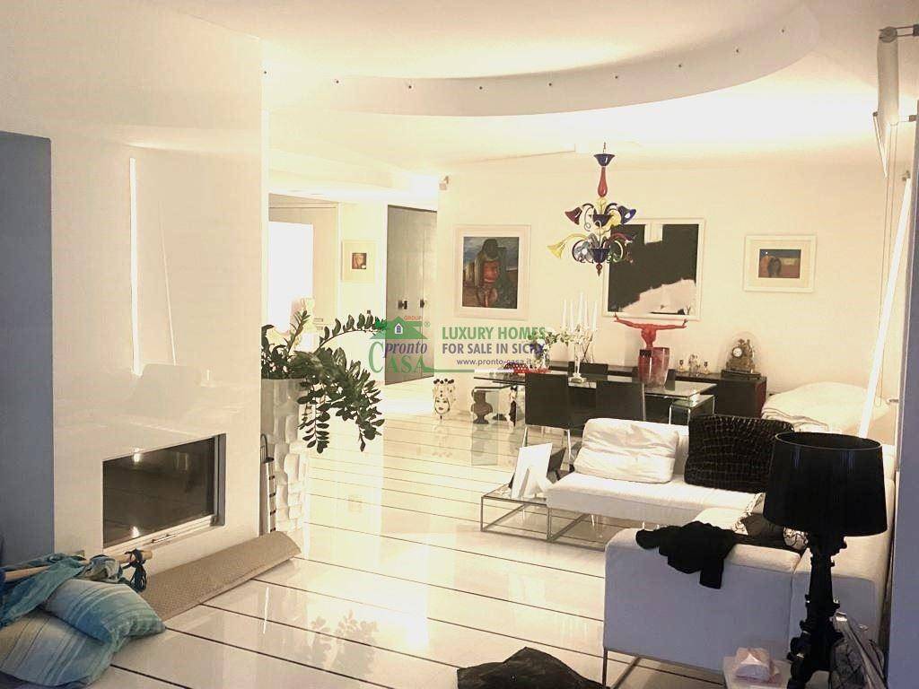 appartamento in vendita a Comiso in zona Centro Storico