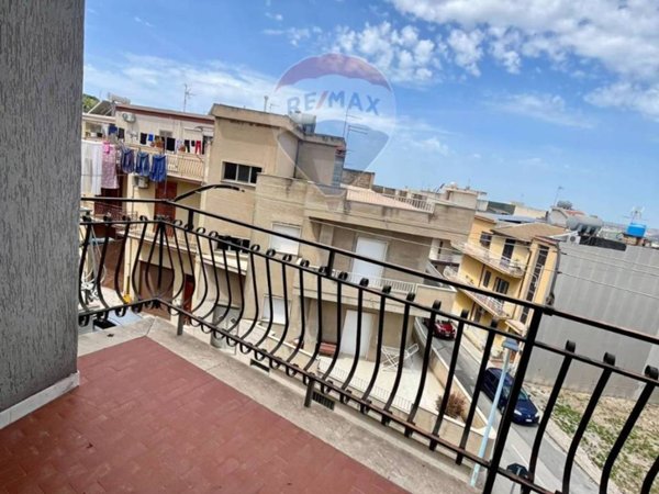 casa indipendente in vendita a Comiso