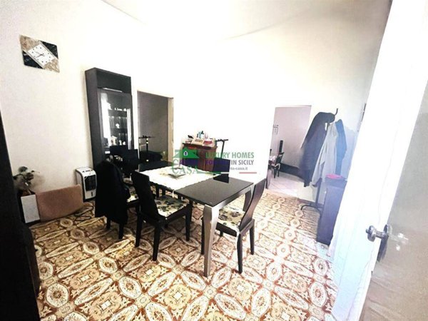 casa indipendente in vendita a Comiso