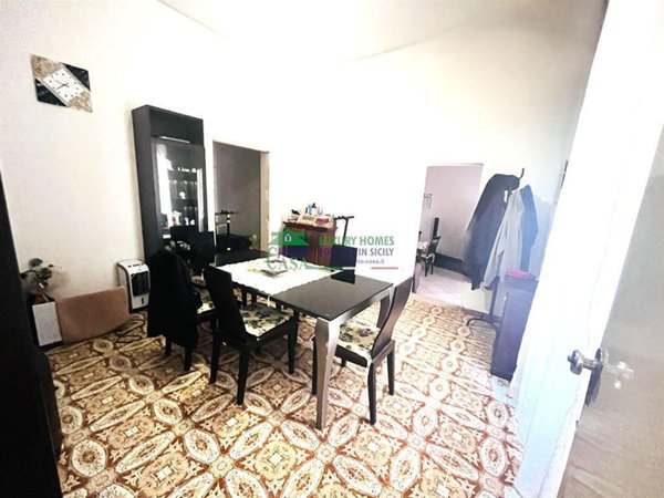 casa indipendente in vendita a Comiso