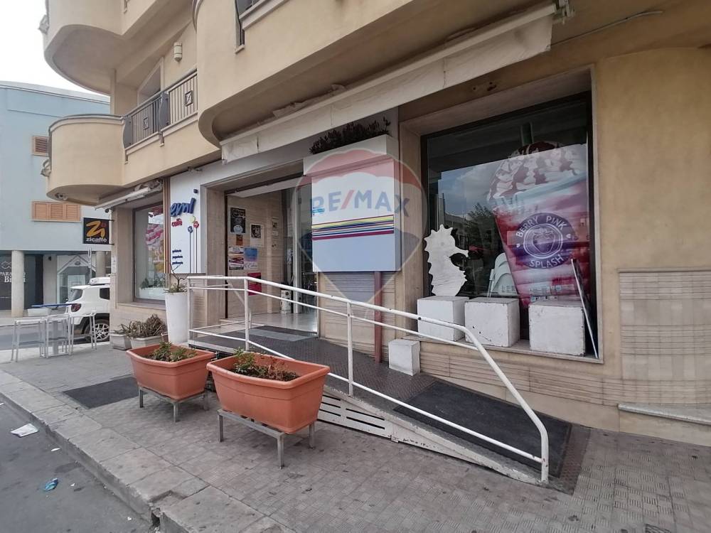 negozio in vendita a Comiso