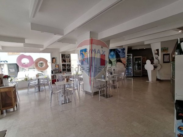 negozio in vendita a Comiso