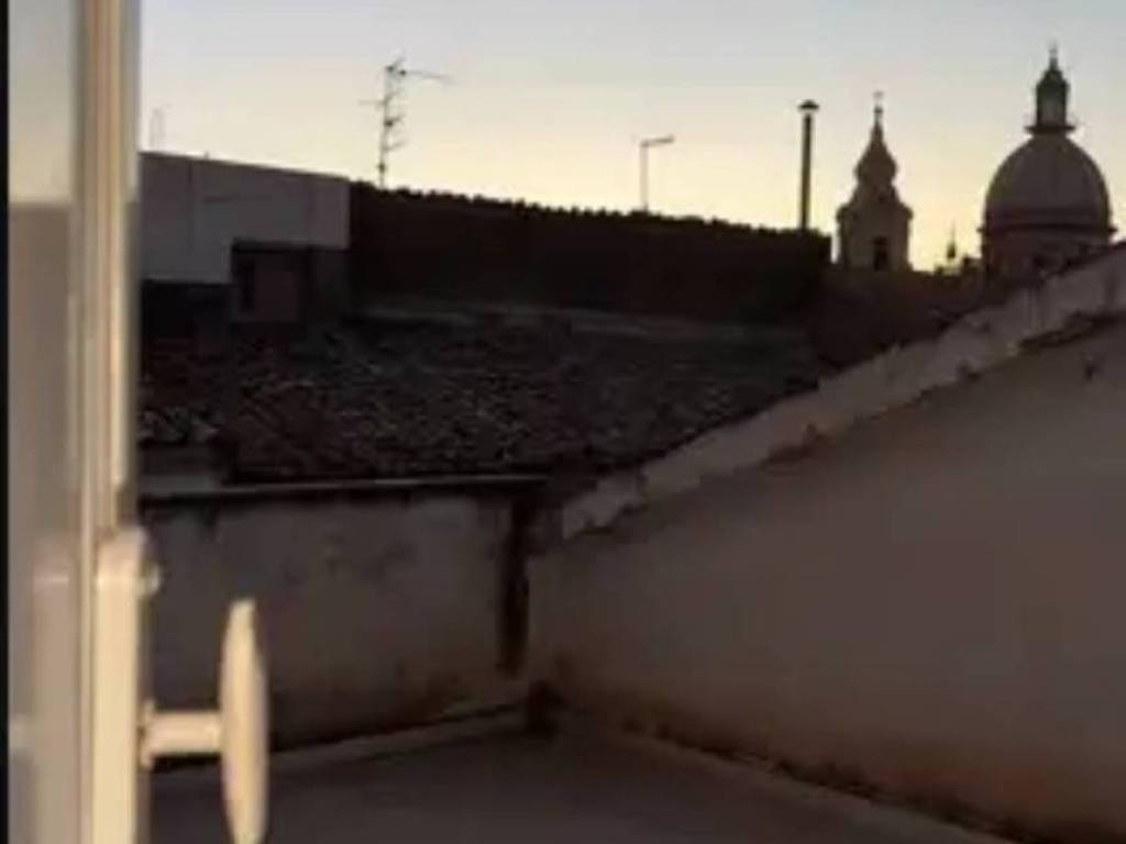 casa indipendente in vendita a Comiso in zona Centro Storico