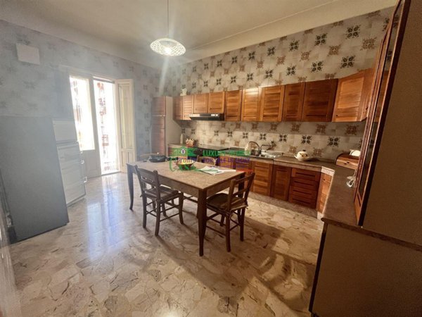 casa indipendente in vendita a Comiso