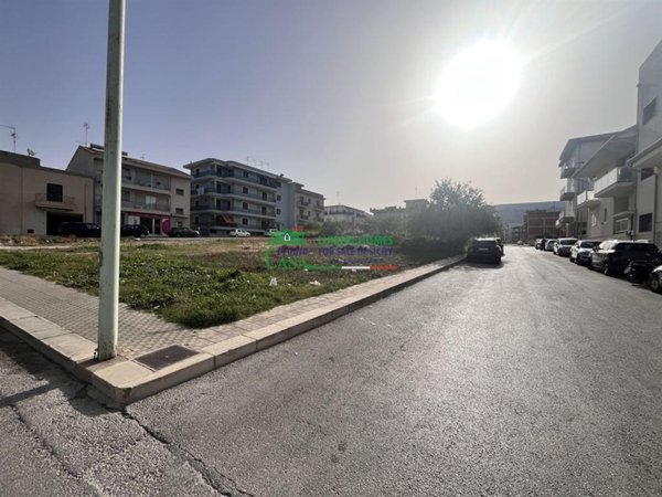 casa indipendente in vendita a Comiso in zona Centro Storico