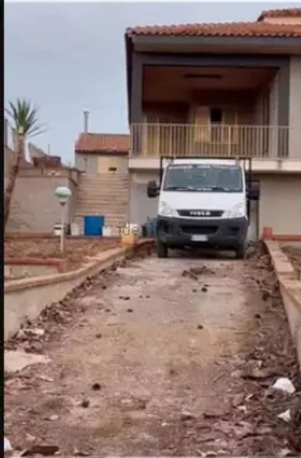 casa indipendente in vendita a Comiso