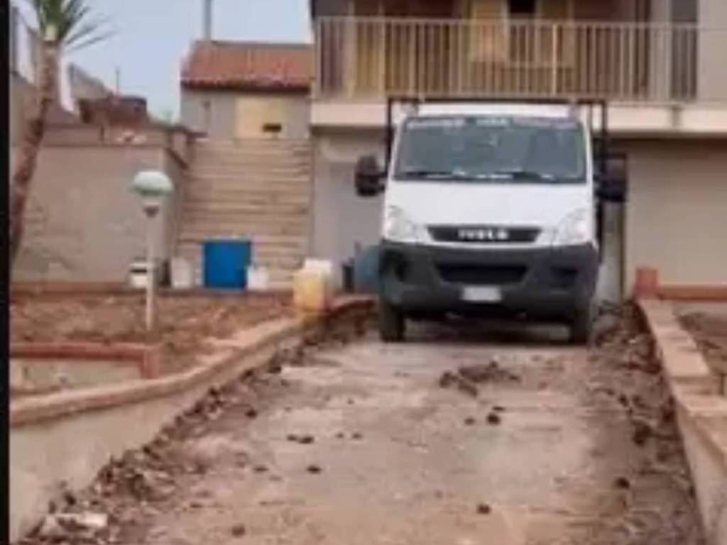 casa indipendente in vendita a Comiso