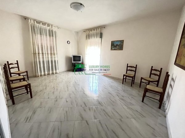 appartamento in vendita a Comiso