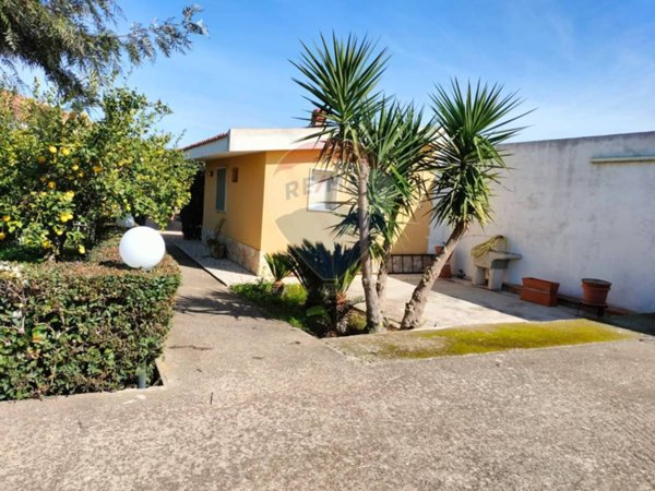 casa indipendente in vendita a Comiso