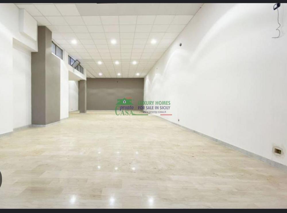 casa indipendente in vendita a Comiso